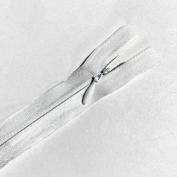 ZPN-4INV-W20 - #4 White Nylon Invisible Zipper - 20 inch